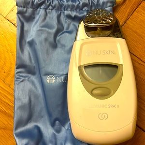 NuSkin Galvanic Spa - almost new
